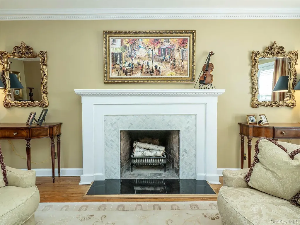 3 Duke Place Glen Cove NY 11542