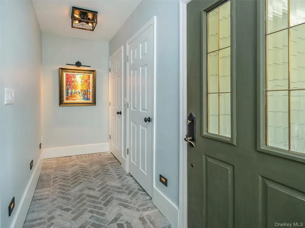 3 Duke Place Glen Cove NY 11542