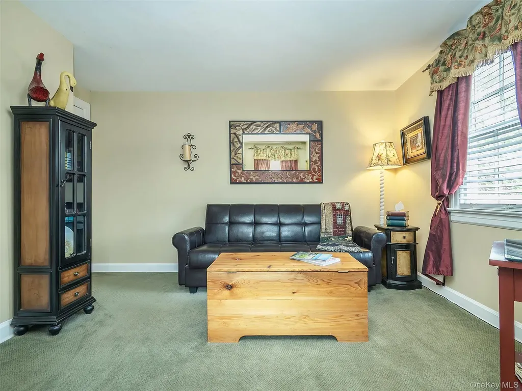 3 Duke Place Glen Cove NY 11542