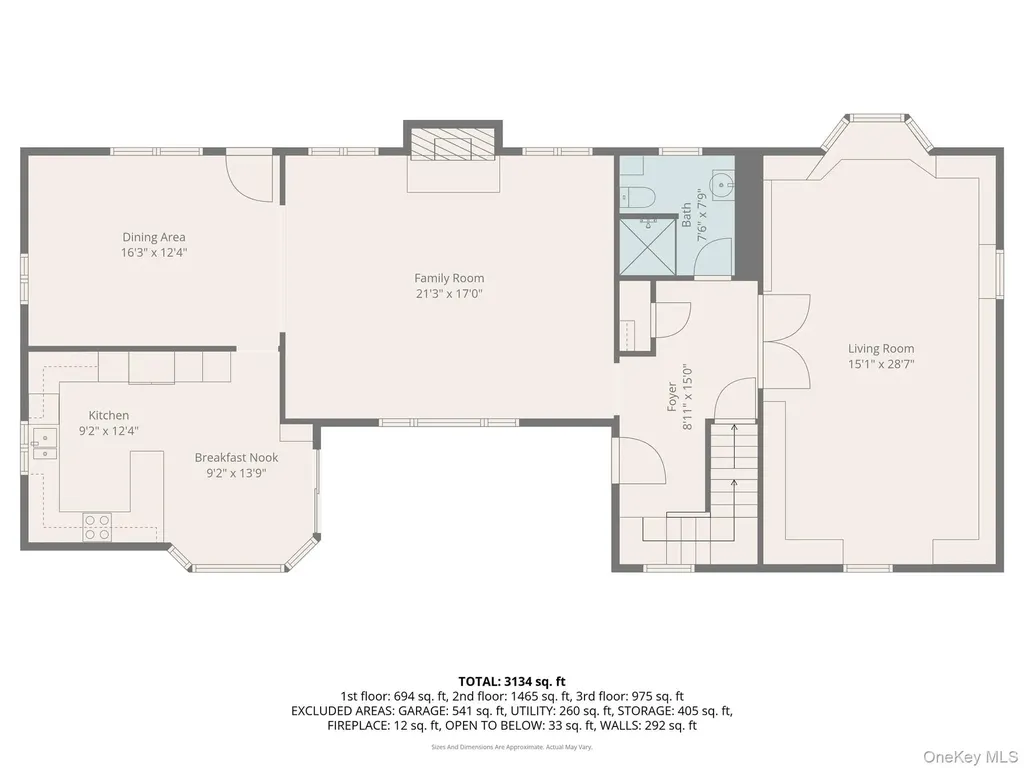 2 Hickory Hill Roslyn NY 11576