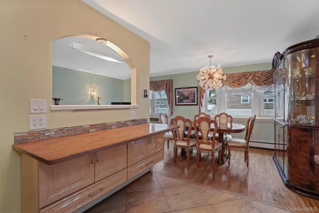 88-56 Aubrey Avenue Glendale NY 11385