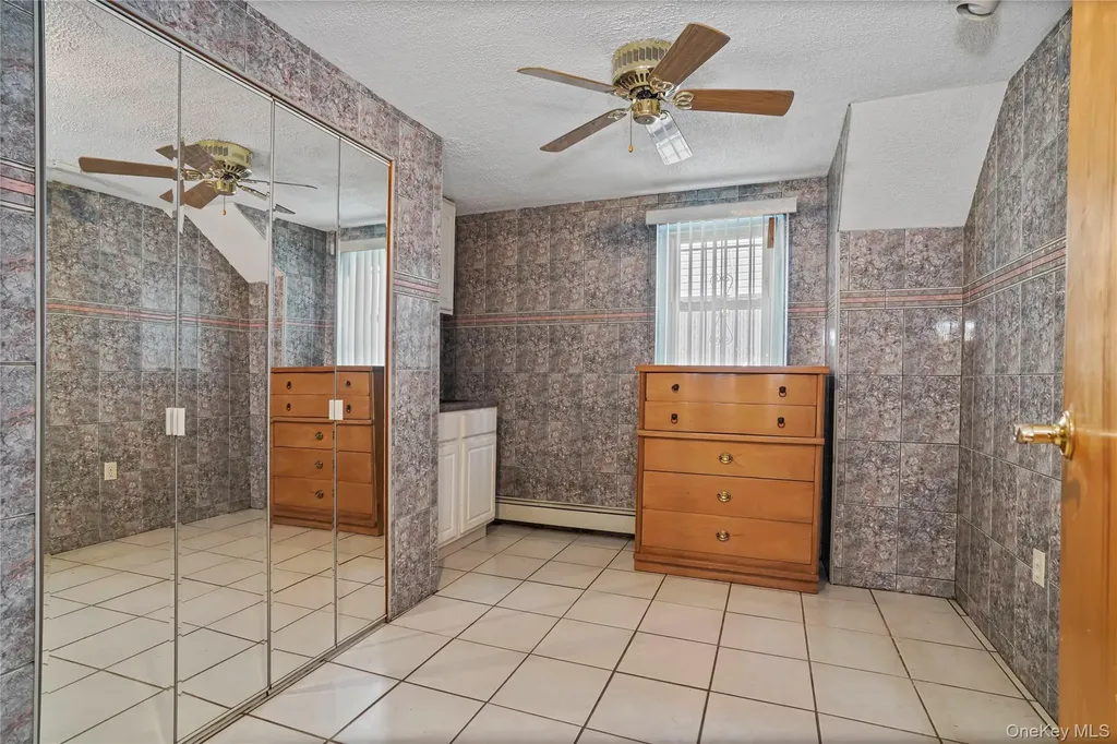 88-56 Aubrey Avenue Glendale NY 11385