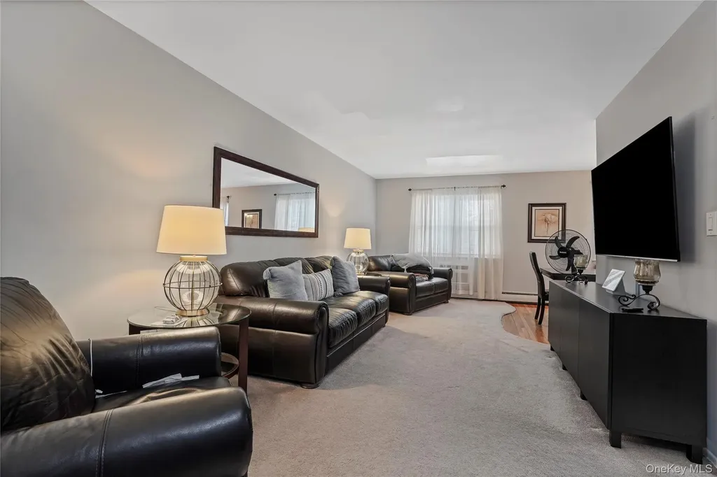 88-56 Aubrey Avenue Glendale NY 11385