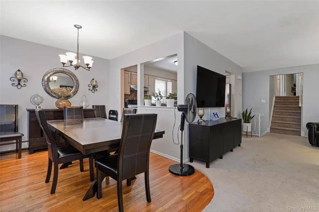 88-56 Aubrey Avenue Glendale NY 11385