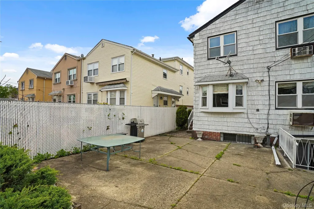 88-56 Aubrey Avenue Glendale NY 11385