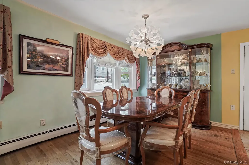 88-56 Aubrey Avenue Glendale NY 11385