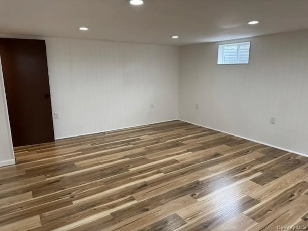 1917 Jackson Avenue West Islip NY 11795