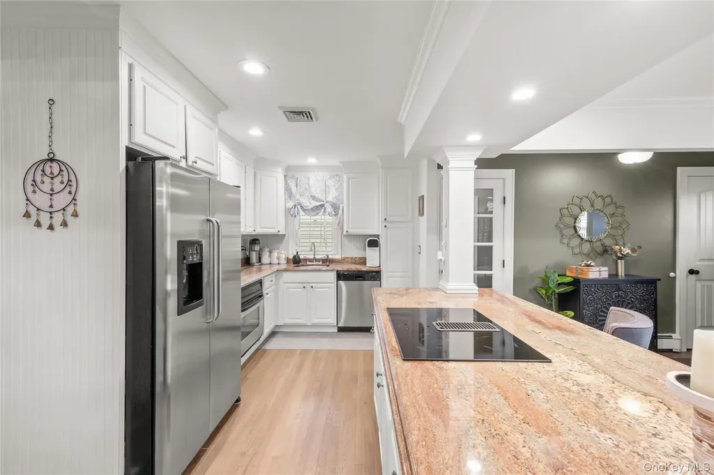 59 E Shore Drive Massapequa NY 11758