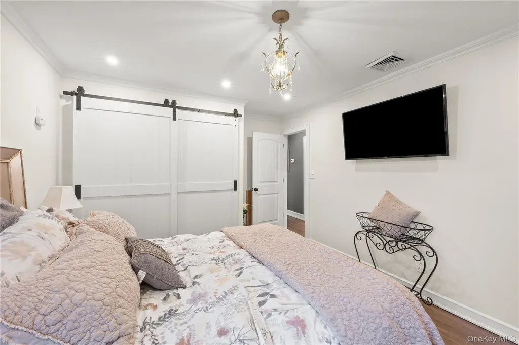 59 E Shore Drive Massapequa NY 11758