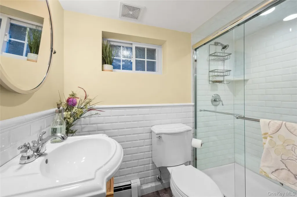 59 E Shore Drive Massapequa NY 11758