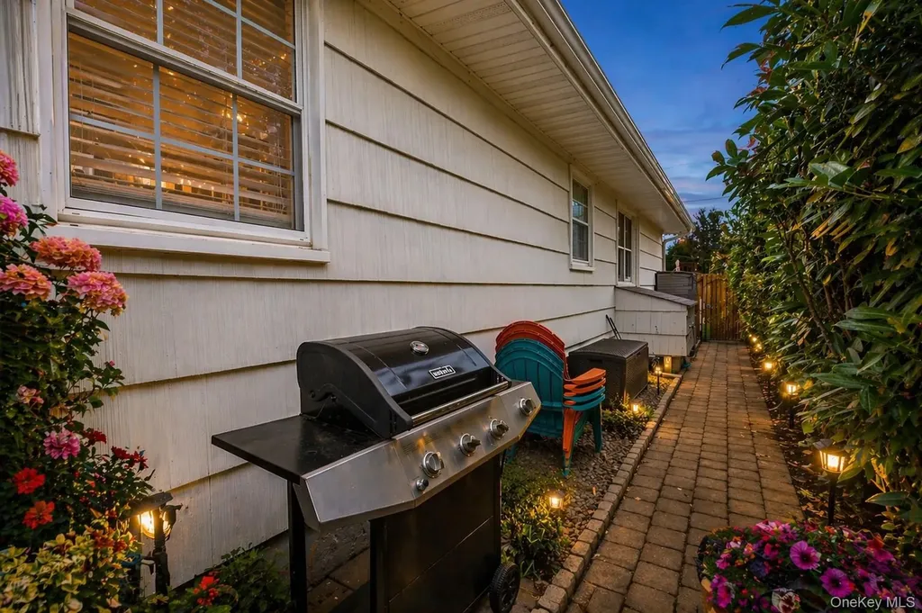 59 E Shore Drive Massapequa NY 11758
