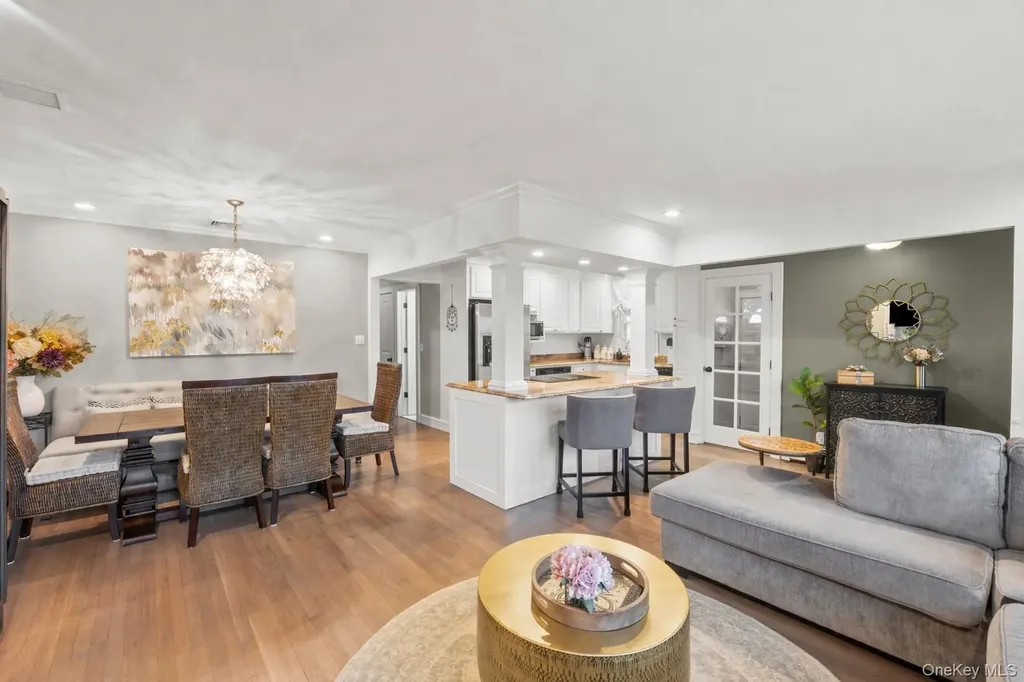 59 E Shore Drive Massapequa NY 11758