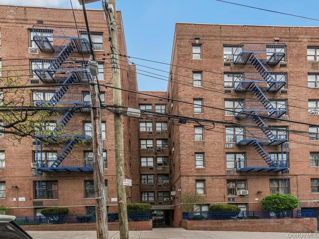 3123 Bailey Avenue Bronx NY 10463