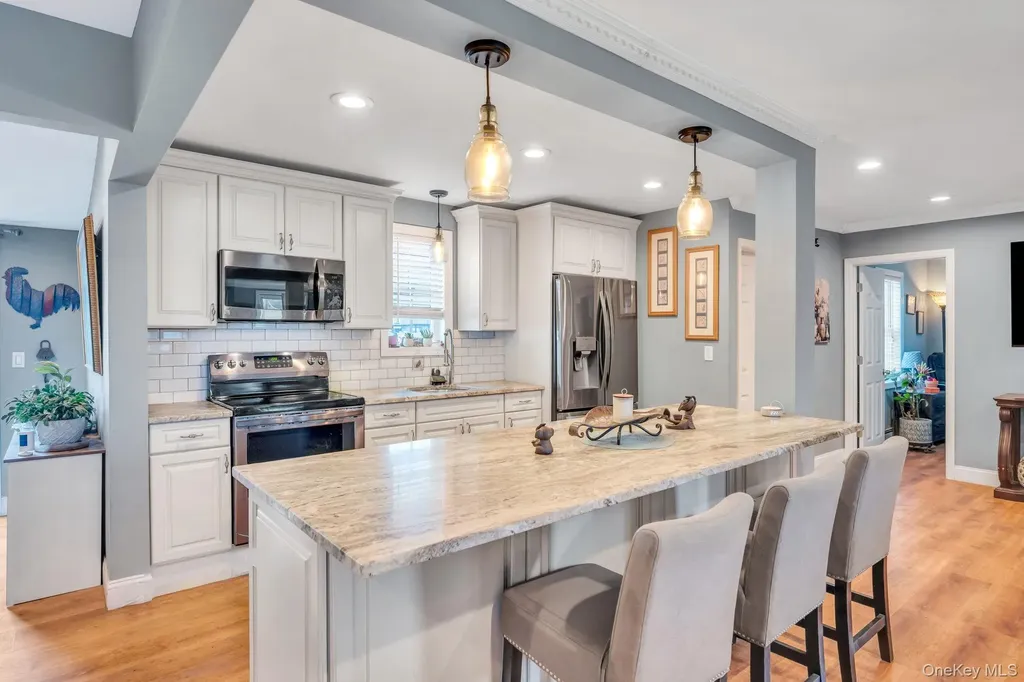 76 Huntington Drive Mastic Beach NY 11951