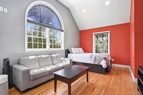 1 Kissam Lane Glen Head NY 11545