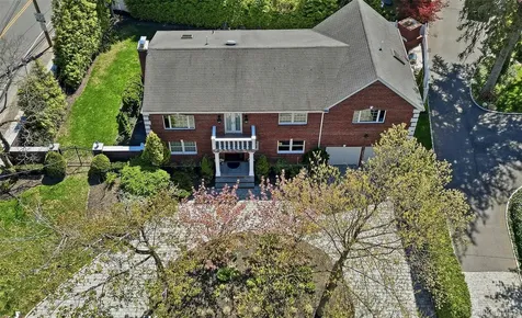 1 Kissam Lane Glen Head NY 11545