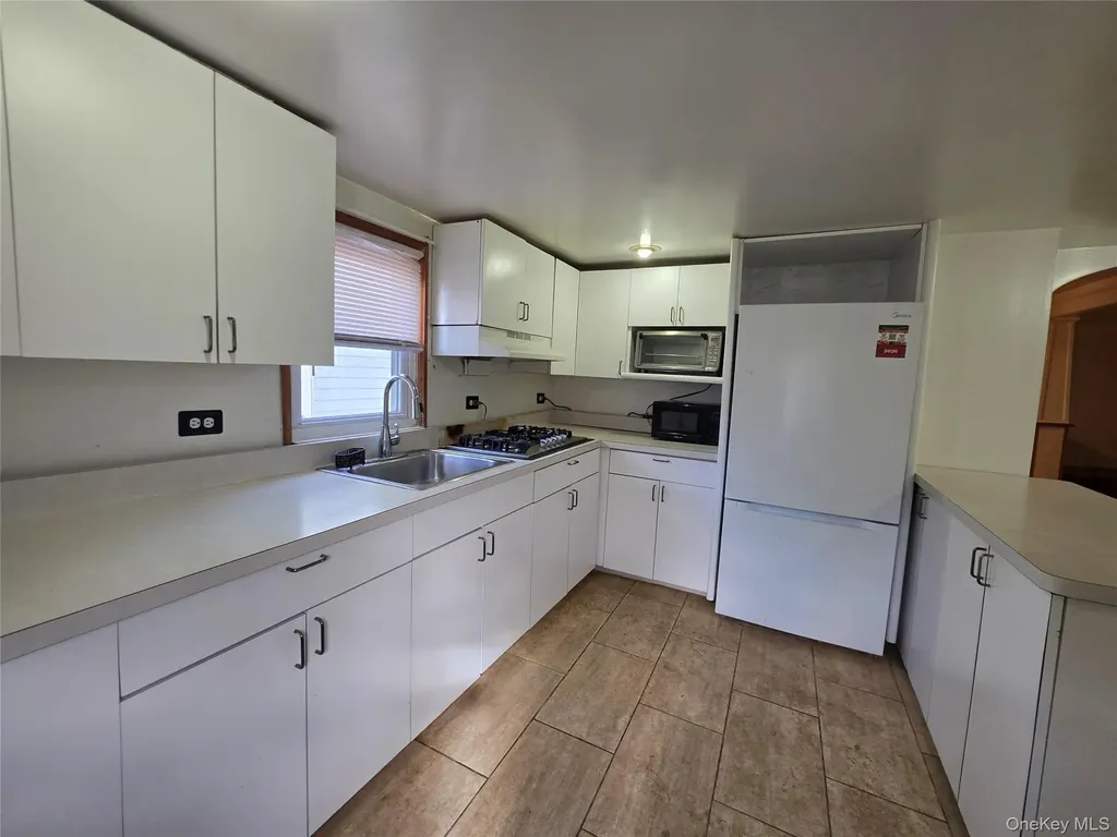 22 Westside Avenue Haverstraw NY 10927