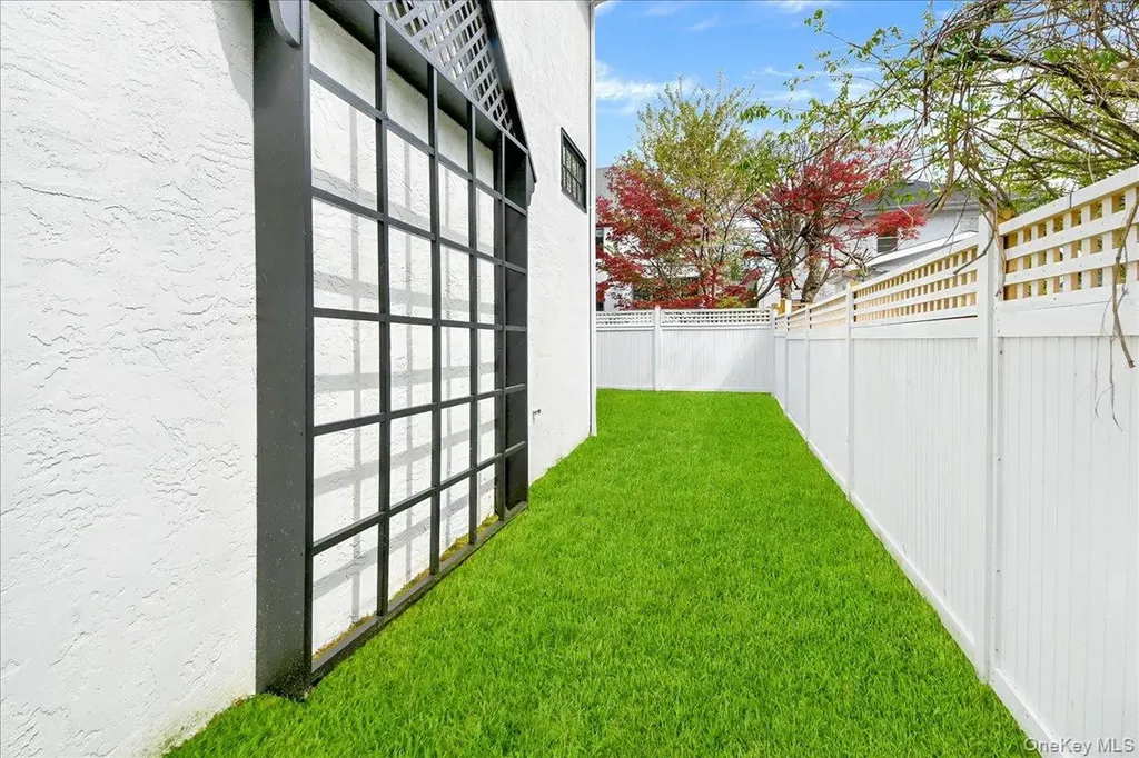 7 Fernwood Avenue Rye NY 10580