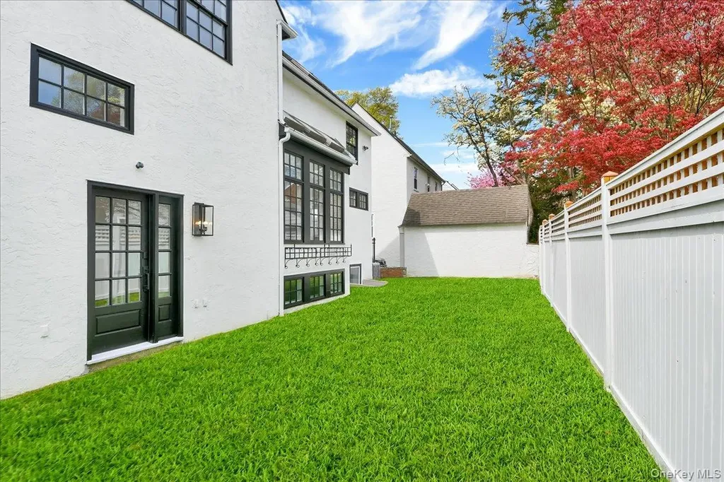 7 Fernwood Avenue Rye NY 10580
