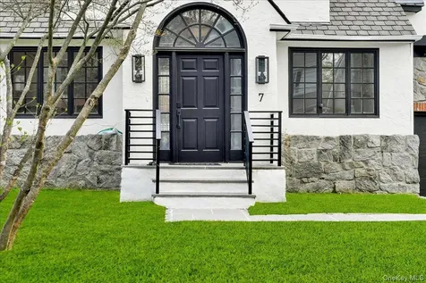 7 Fernwood Avenue Rye NY 10580