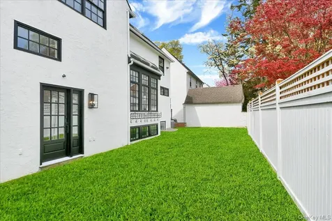 7 Fernwood Avenue Rye NY 10580