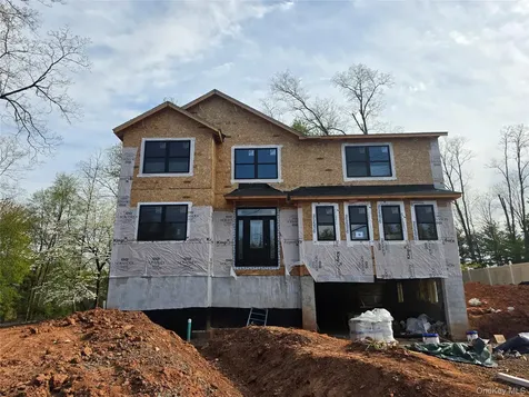 71 Gilchrest Road Valley Cottage NY 10989