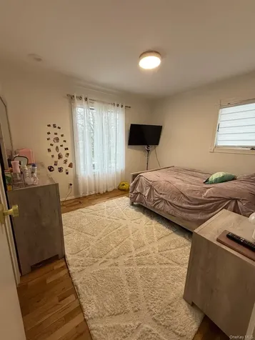 23 Geoffrey Lane Hewlett NY 11557