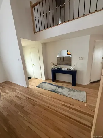 23 Geoffrey Lane Hewlett NY 11557