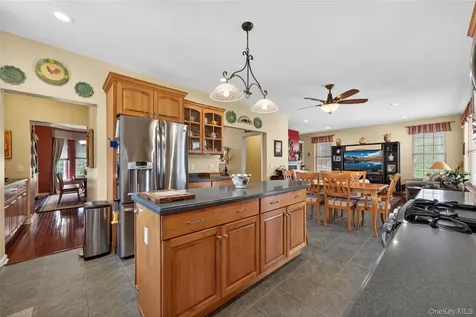 17 Oldwyck Crescent Highland Mills NY 10930