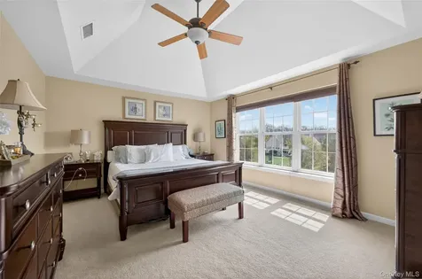 17 Oldwyck Crescent Highland Mills NY 10930