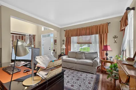 17 Oldwyck Crescent Highland Mills NY 10930