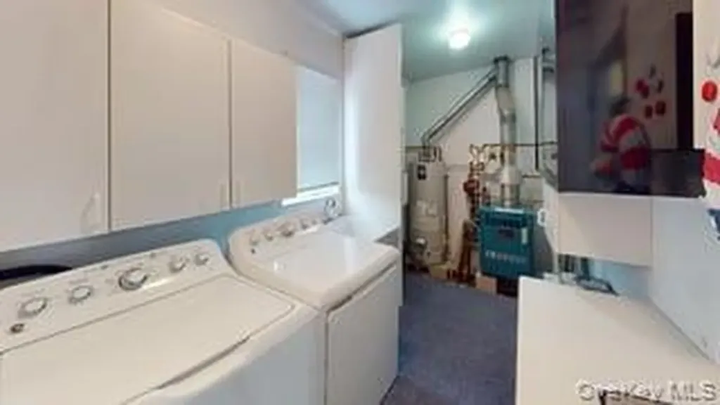 53 Coolidge Avenue Amity Harbor NY 11701