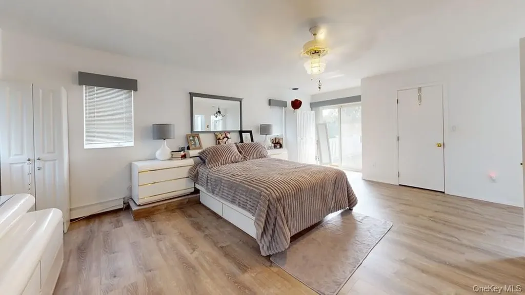53 Coolidge Avenue Amity Harbor NY 11701