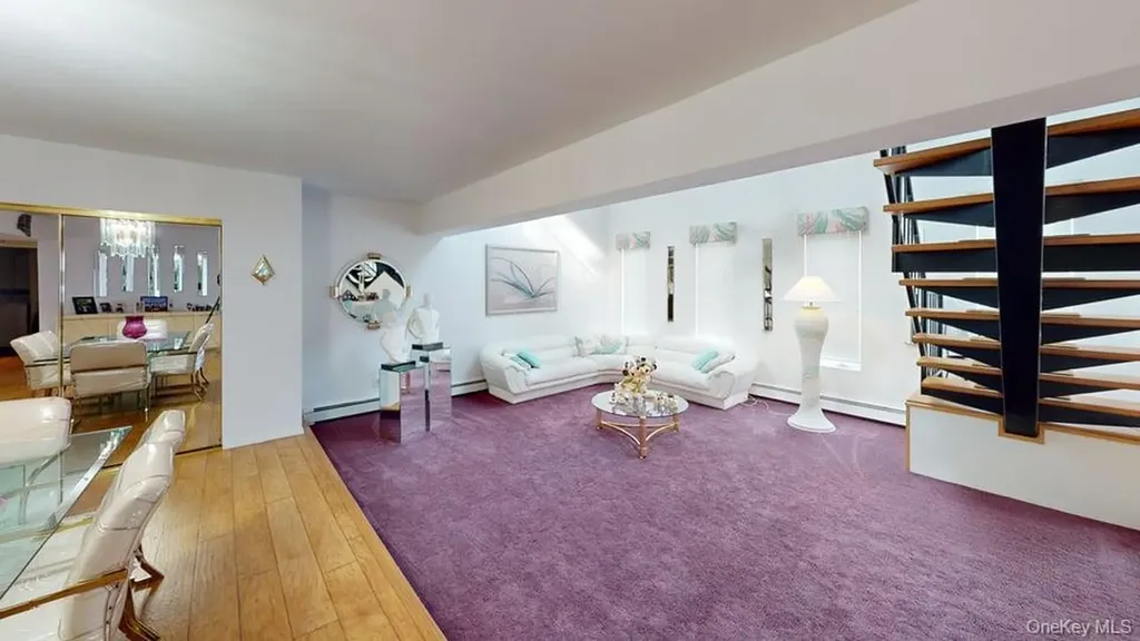 53 Coolidge Avenue Amity Harbor NY 11701