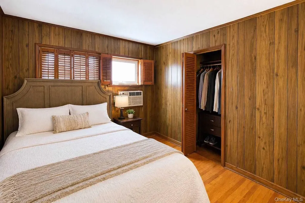 65 Cheshire Road Bethpage NY 11714