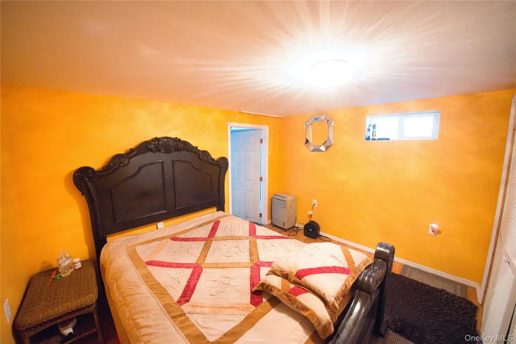 65 Cheshire Road Bethpage NY 11714