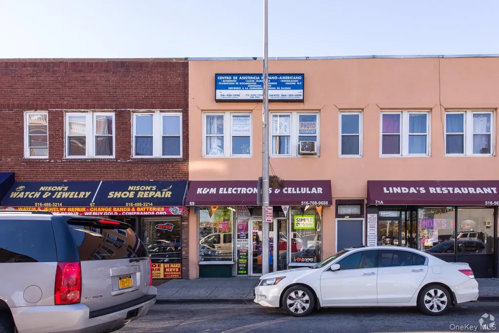 71 A Main Hempstead NY 11550