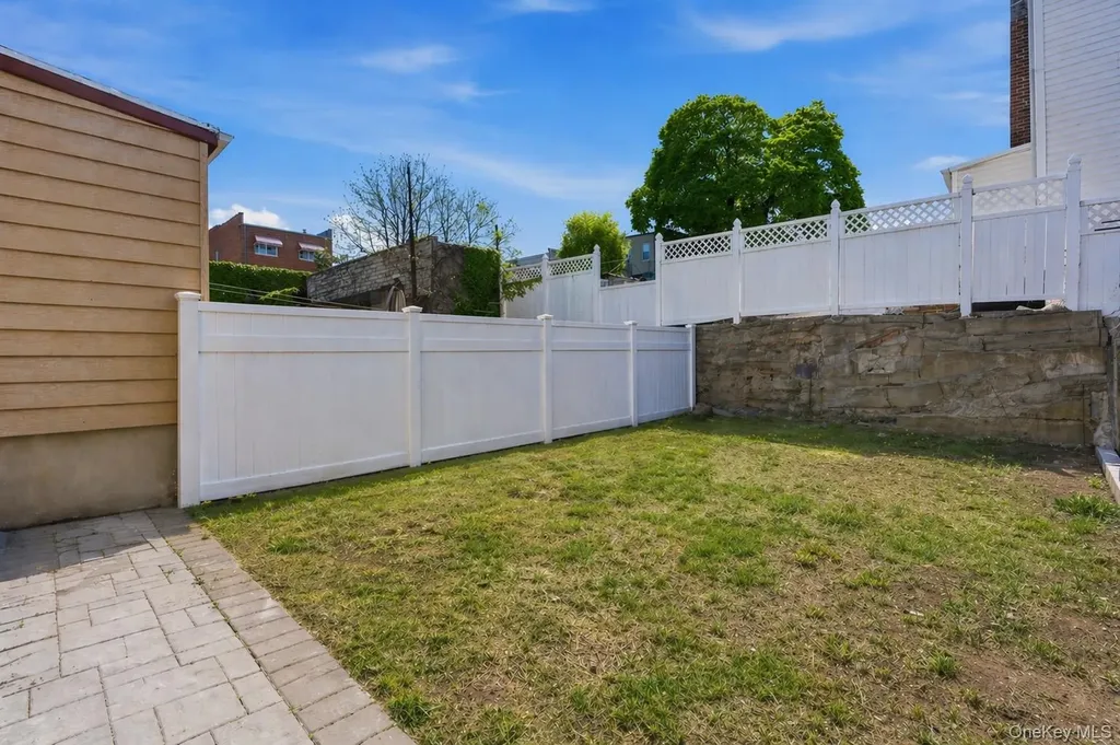 6508 Cooper Avenue Glendale NY 11385
