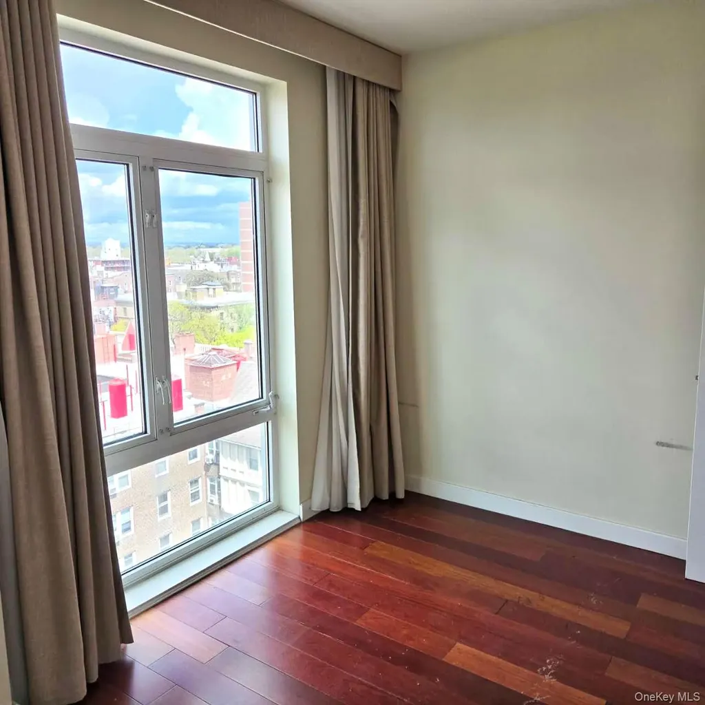 14238 37th Avenue Flushing NY 11354