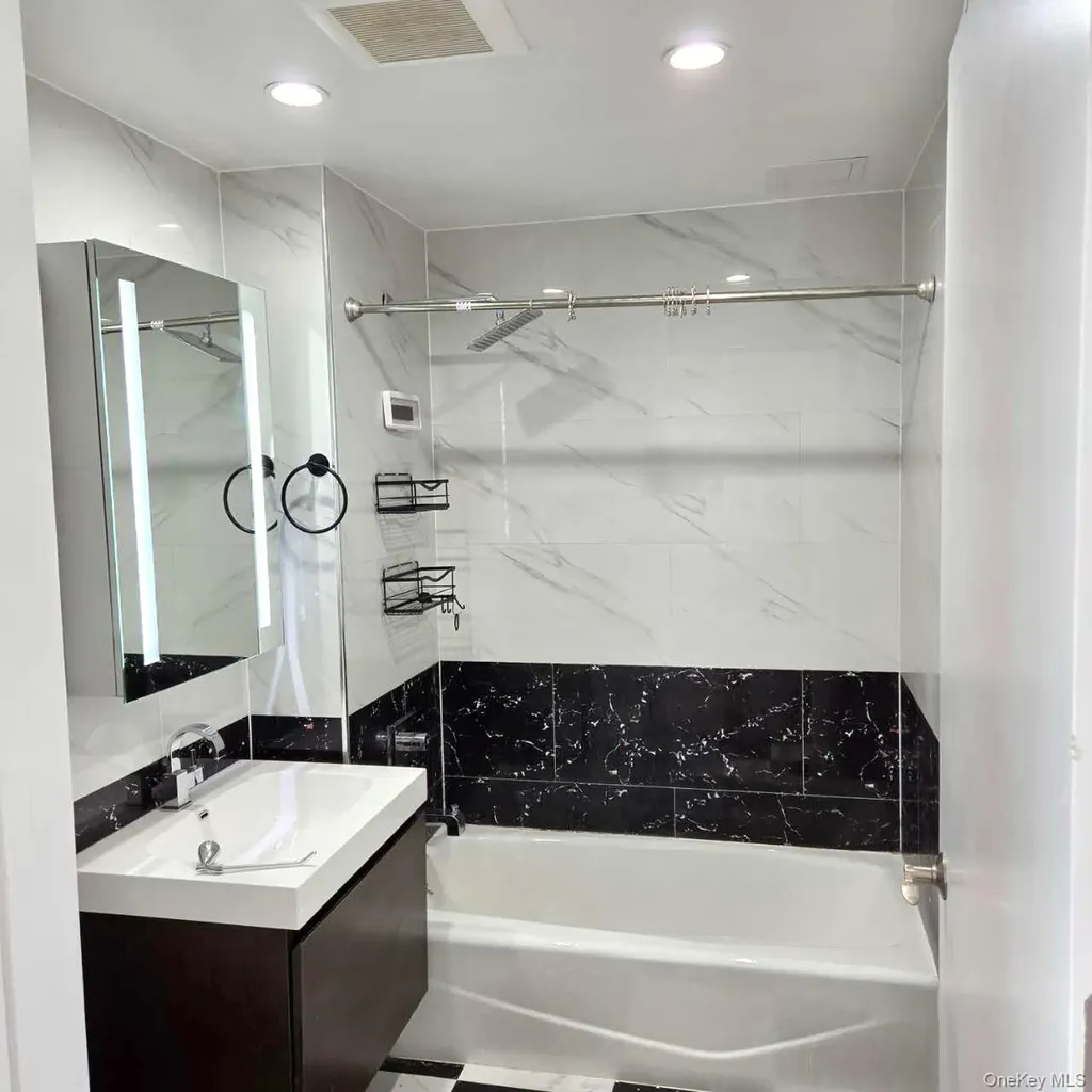 14238 37th Avenue Flushing NY 11354
