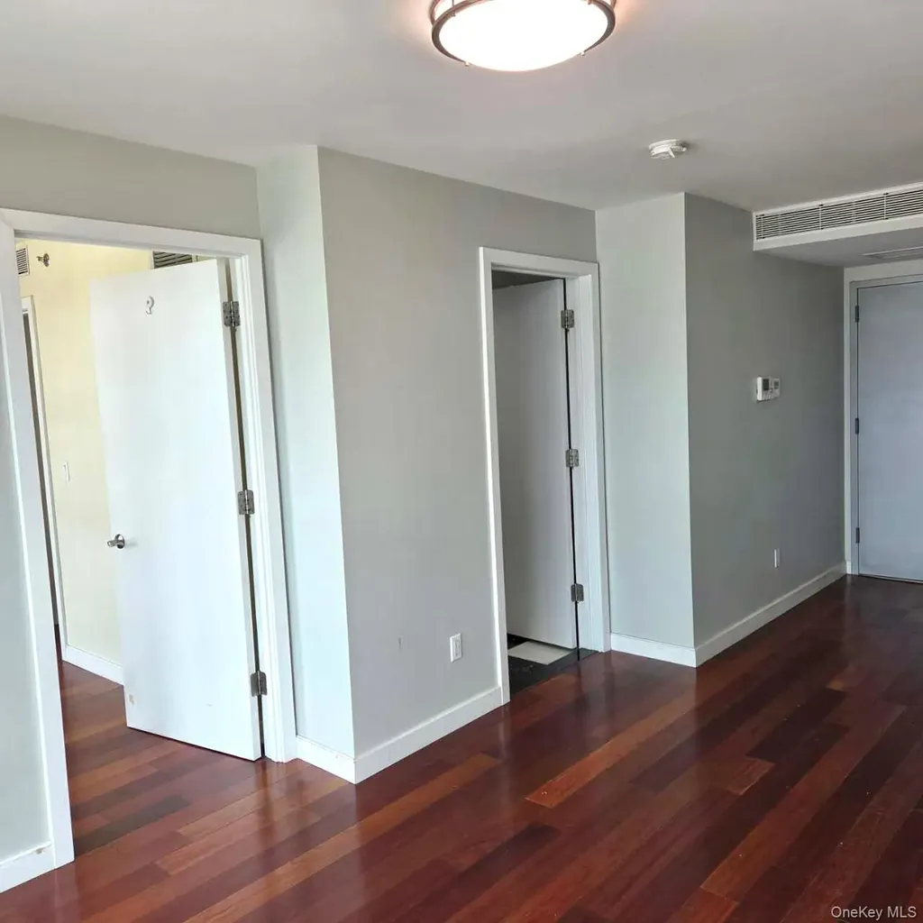 14238 37th Avenue Flushing NY 11354