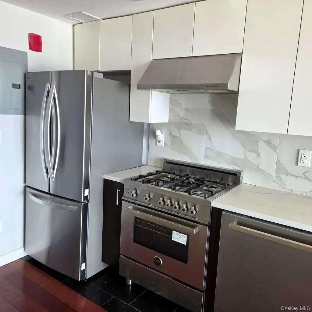 14238 37th Avenue Flushing NY 11354