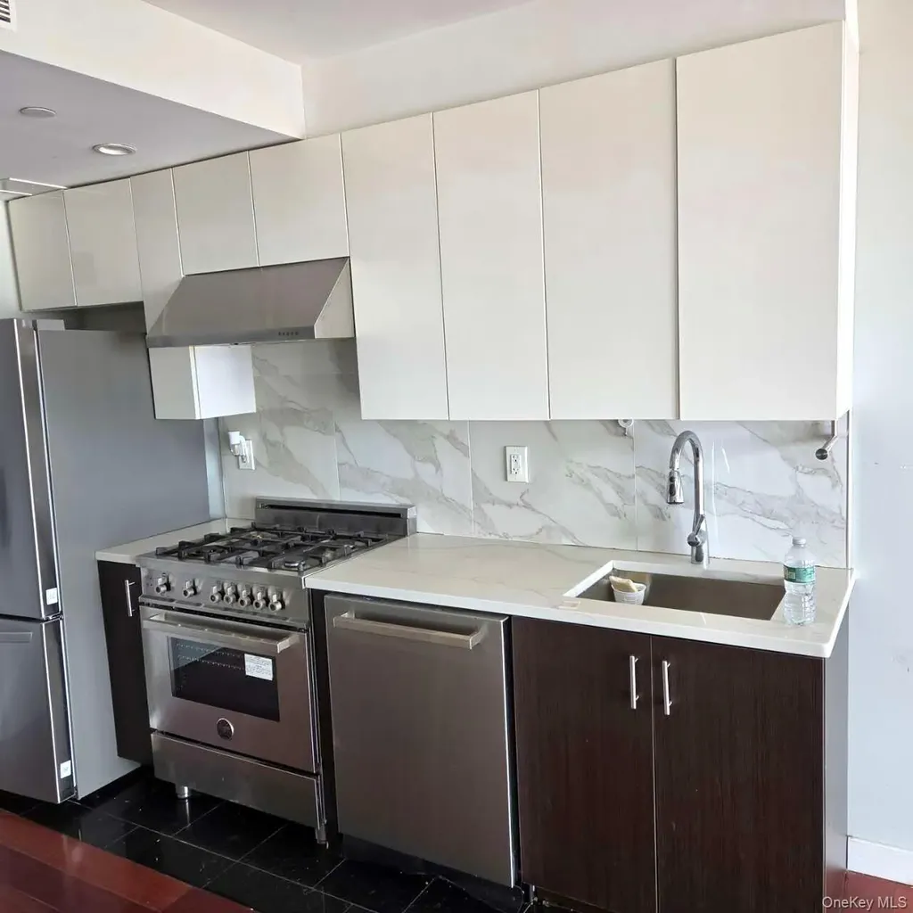 14238 37th Avenue Flushing NY 11354