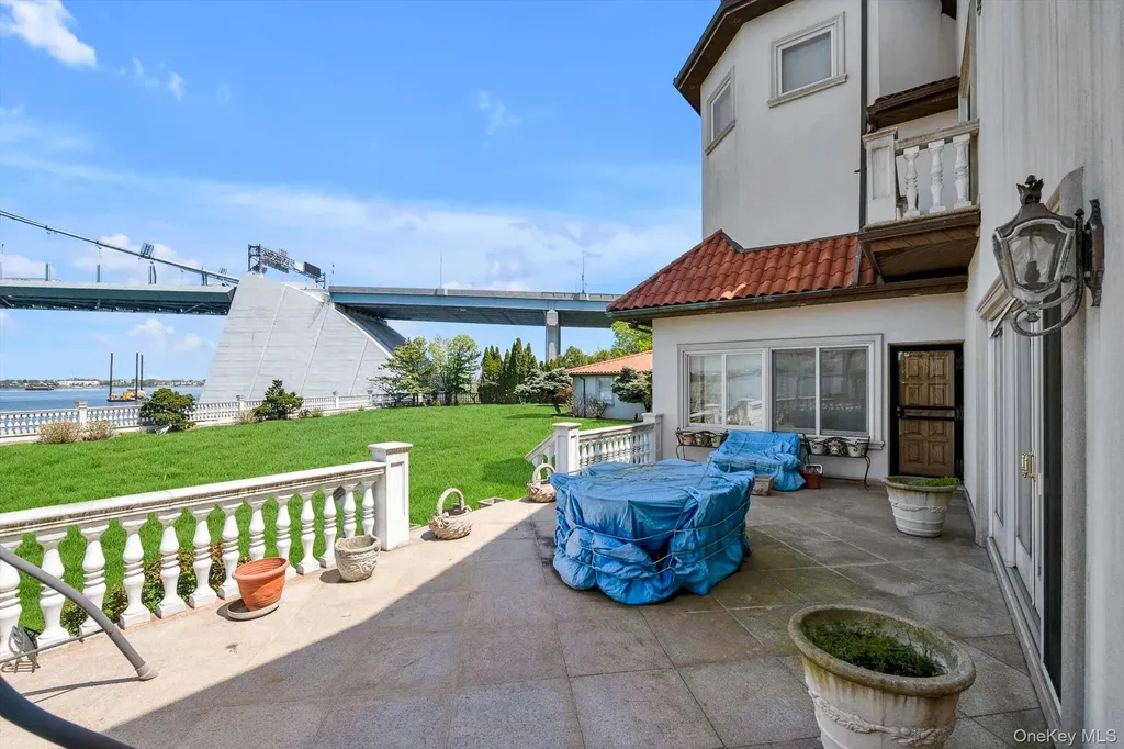118 Malba Drive Malba NY 11357