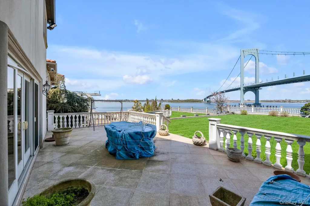 118 Malba Drive Malba NY 11357
