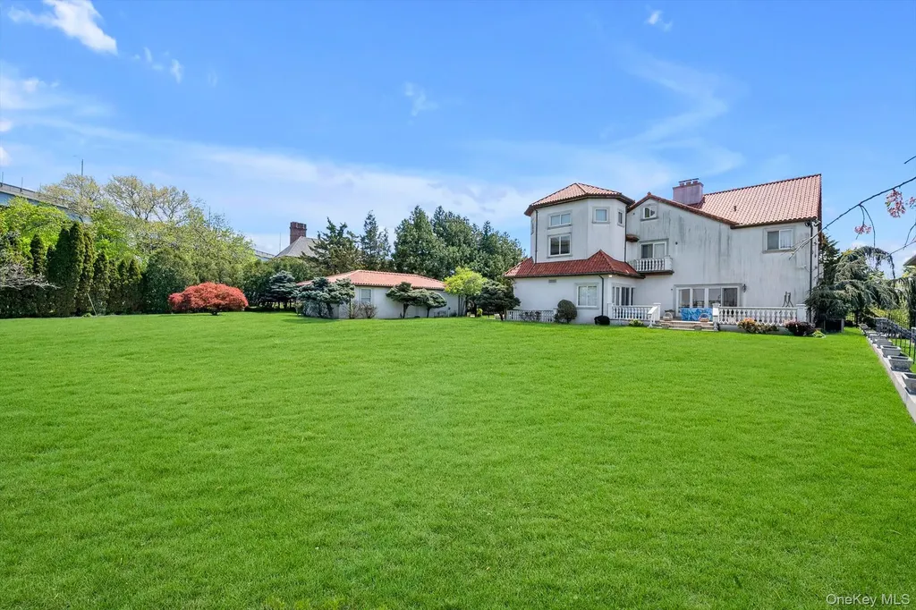 118 Malba Drive Malba NY 11357
