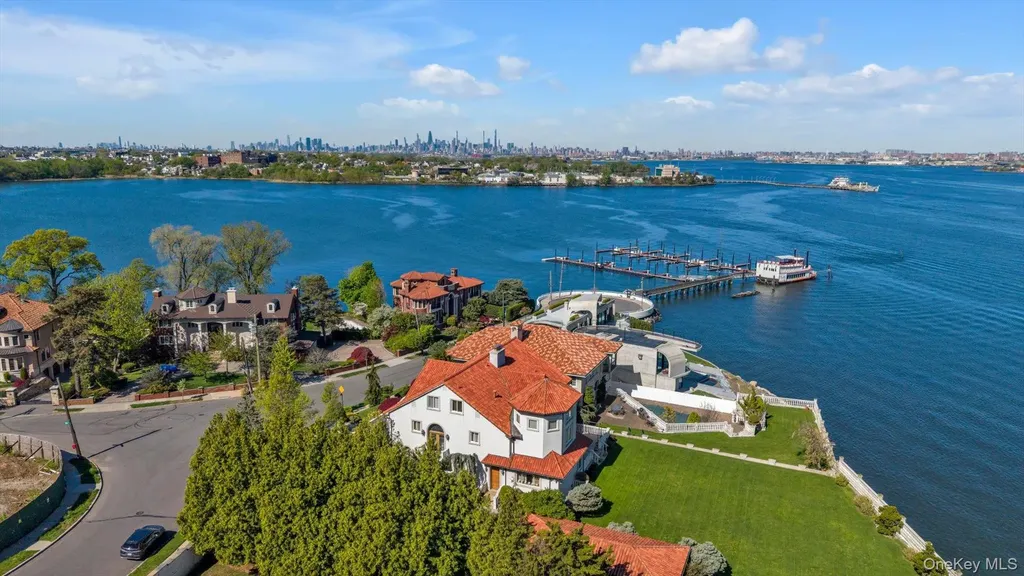 118 Malba Drive Malba NY 11357