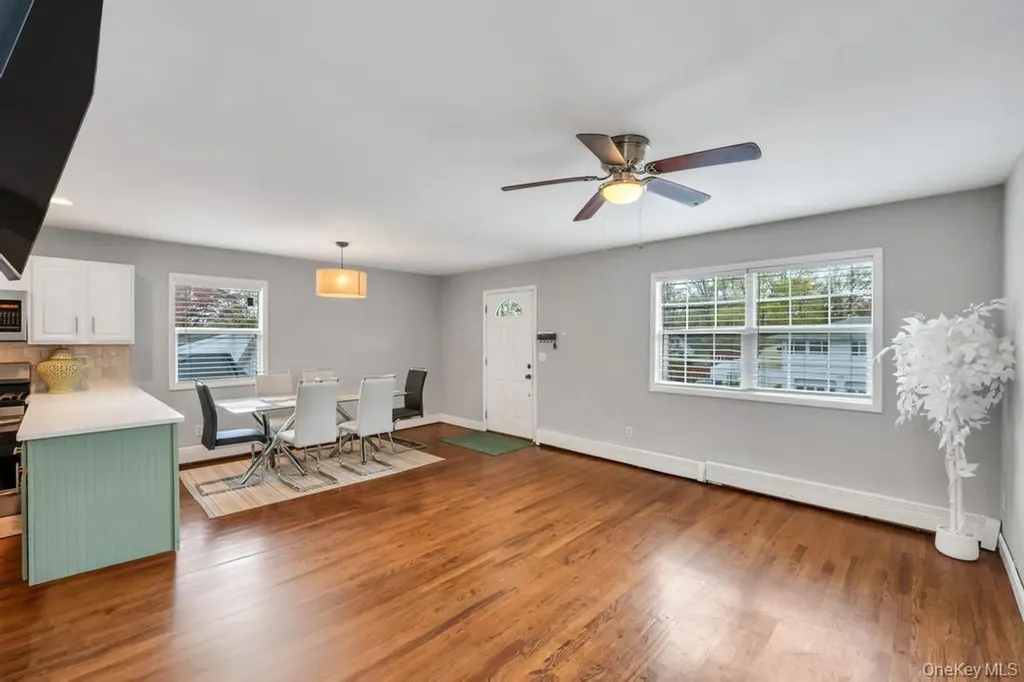 43 Comus Road Rocky Point NY 11778
