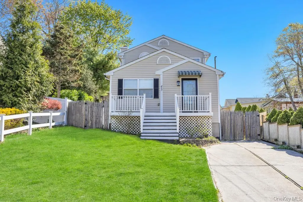 43 Comus Road Rocky Point NY 11778
