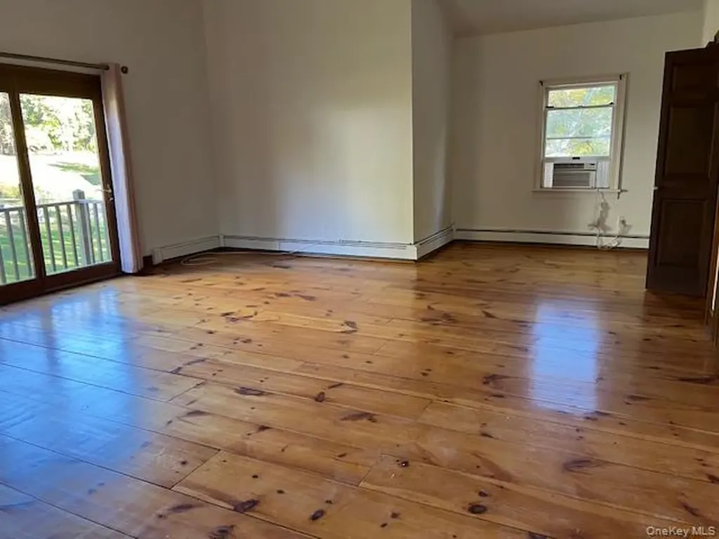 9 Iron Forge Road Warwick NY 10990